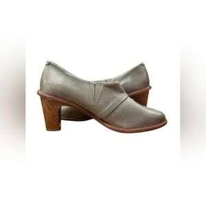 Neosens NWOT Heels Leather Wood Grey/Green Size 41/10.5